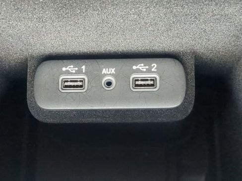 Used 2020 Chrysler 300 S image 26