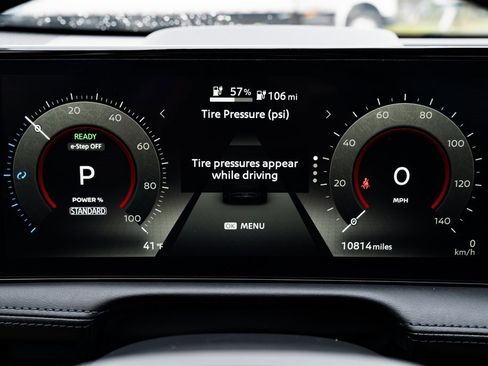 Used 2024 Nissan Ariya AWD image 15