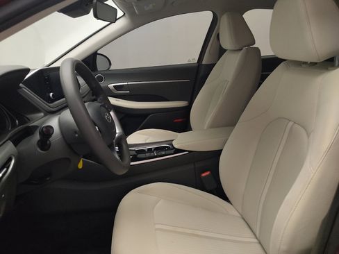 Used 2023 Hyundai Sonata SE FWD image 17