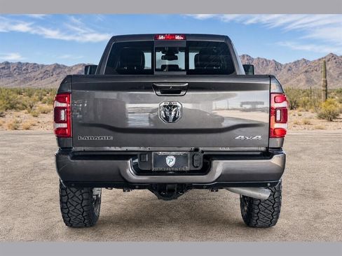Used 2024 RAM 2500 Laramie AWD/4WD image 10