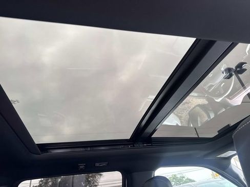 Used 2023 Ford F150 Lariat w/ Equipment Group 502A High image 13