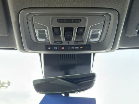 Used 2024 Chevrolet Silverado 1500 LTZ image 30