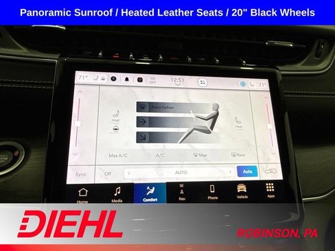 Used 2023 Jeep Grand Cherokee Limited w/ Black Appearance Package AWD/4WD image 32