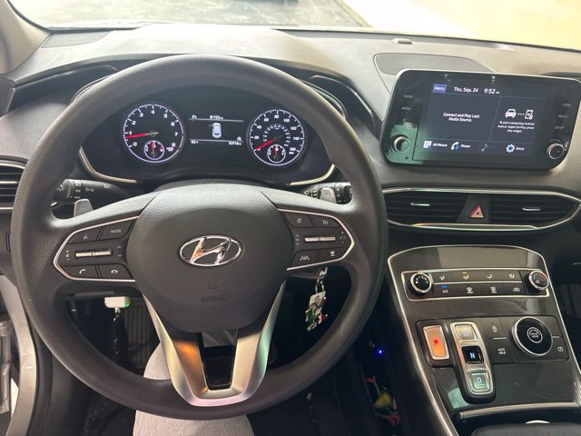 Used 2022 Hyundai Santa Fe SE w/ Cargo Package FWD image 2