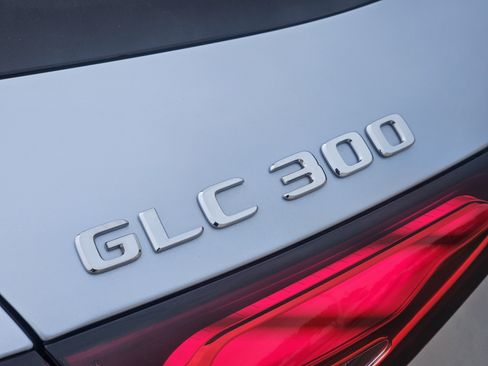 Certified 2026 Mercedes-Benz GLC 300 image 29
