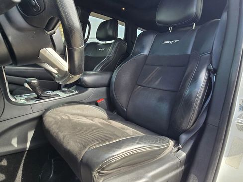 Used 2019 Jeep Grand Cherokee SRT image 9