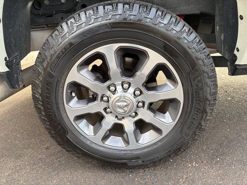Used 2019 RAM 2500 Limited AWD/4WD image 6
