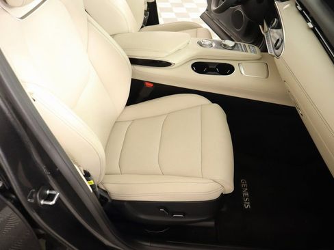 Used 2024 Genesis GV70 2.5T image 13