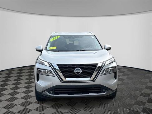 Used 2022 Nissan Rogue SL w/ SL Premium Package image 2