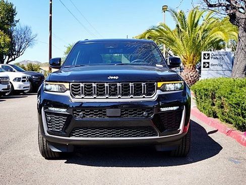 New 2026 Jeep Grand Cherokee Limited w/ Luxury Tech Group II image 5