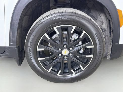Used 2025 Chevrolet Traverse LT w/ Sun and Wheel Package AWD/4WD image 29