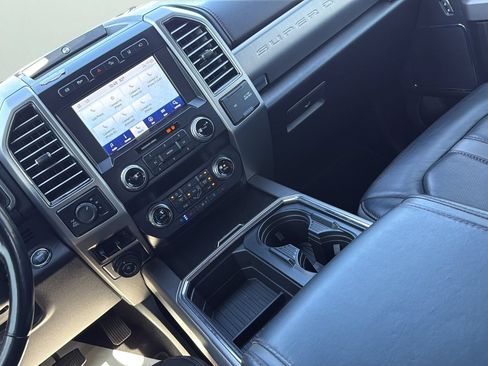 Used 2021 Ford F250 Platinum w/ Tremor Off-Road Package AWD/4WD image 20