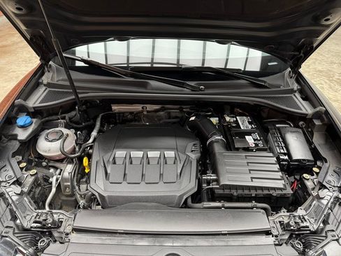 Used 2020 Audi Q3 2.0T Premium Plus w/ Premium Plus Package image 27