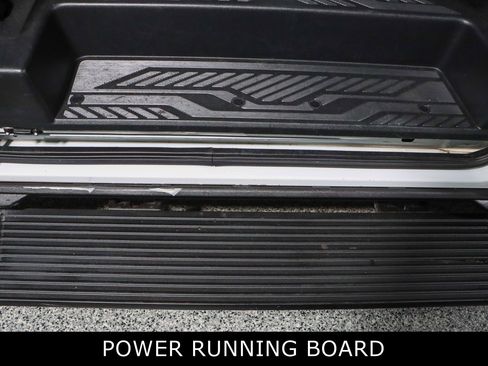 Used 2023 Ford Transit 350 XLT image 12