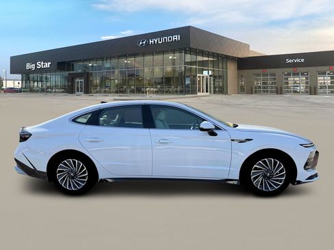 New 2026 Hyundai Sonata SEL FWD image 9