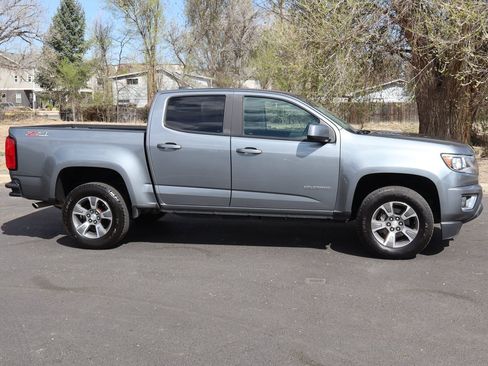 Used 2018 Chevrolet Colorado Z71 image 3