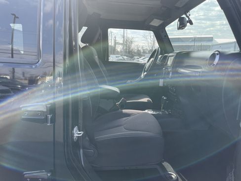 Used 2014 Jeep Wrangler Unlimited Sahara w/ Dual Top Group image 12