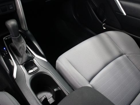 Certified 2024 Toyota Corolla Cross AWD Hybrid image 16
