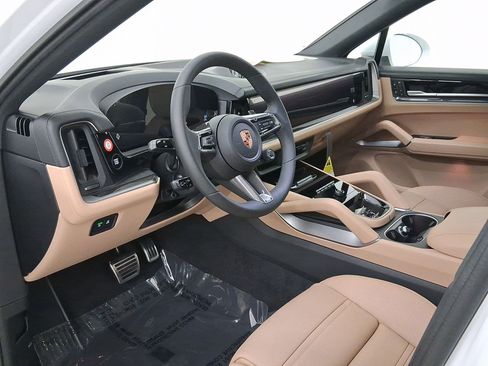 New 2026 Porsche Cayenne E-Hybrid image 4