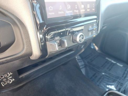 New 2025 RAM 2500 Tradesman AWD/4WD image 16