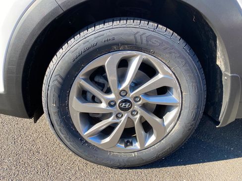 Used 2017 Hyundai Tucson SE image 10