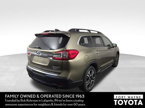 Used 2023 Subaru Ascent Touring AWD/4WD image 7