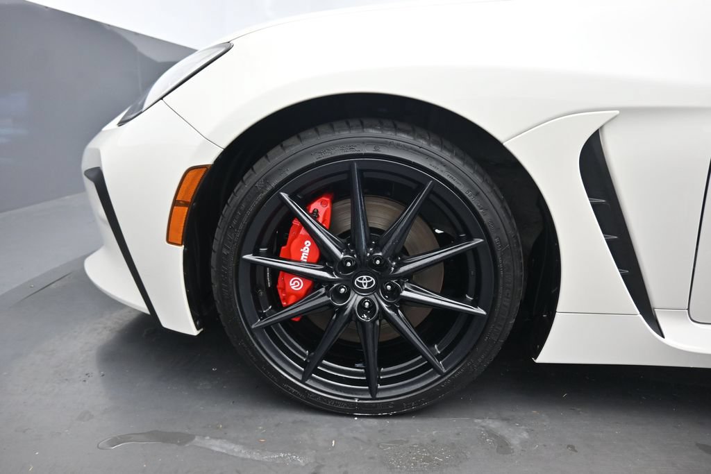 Used 2025 Toyota GR86 Premium w/ Performance Package RWD image 42