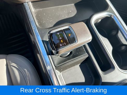 Certified 2022 Chevrolet Silverado 1500 LTZ w/ LTZ Convenience Package II image 18