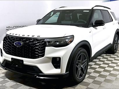 New 2026 Ford Explorer ST-Line w/ ST-Line Street Pack