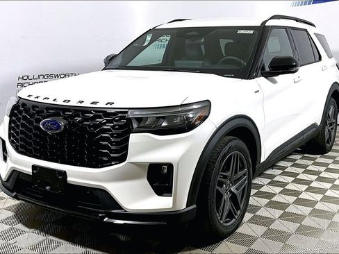 New 2026 Ford Explorer ST-Line w/ ST-Line Street Pack RWD image 1