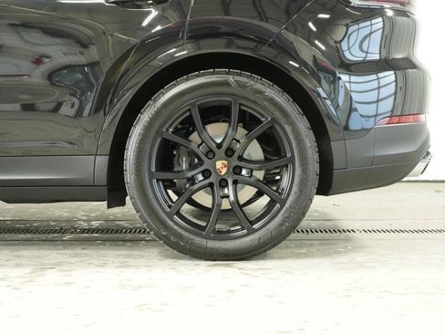 New 2026 Porsche Cayenne image 43