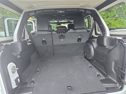 New 2025 Jeep Wrangler Unlimited Rubicon 392 image 13