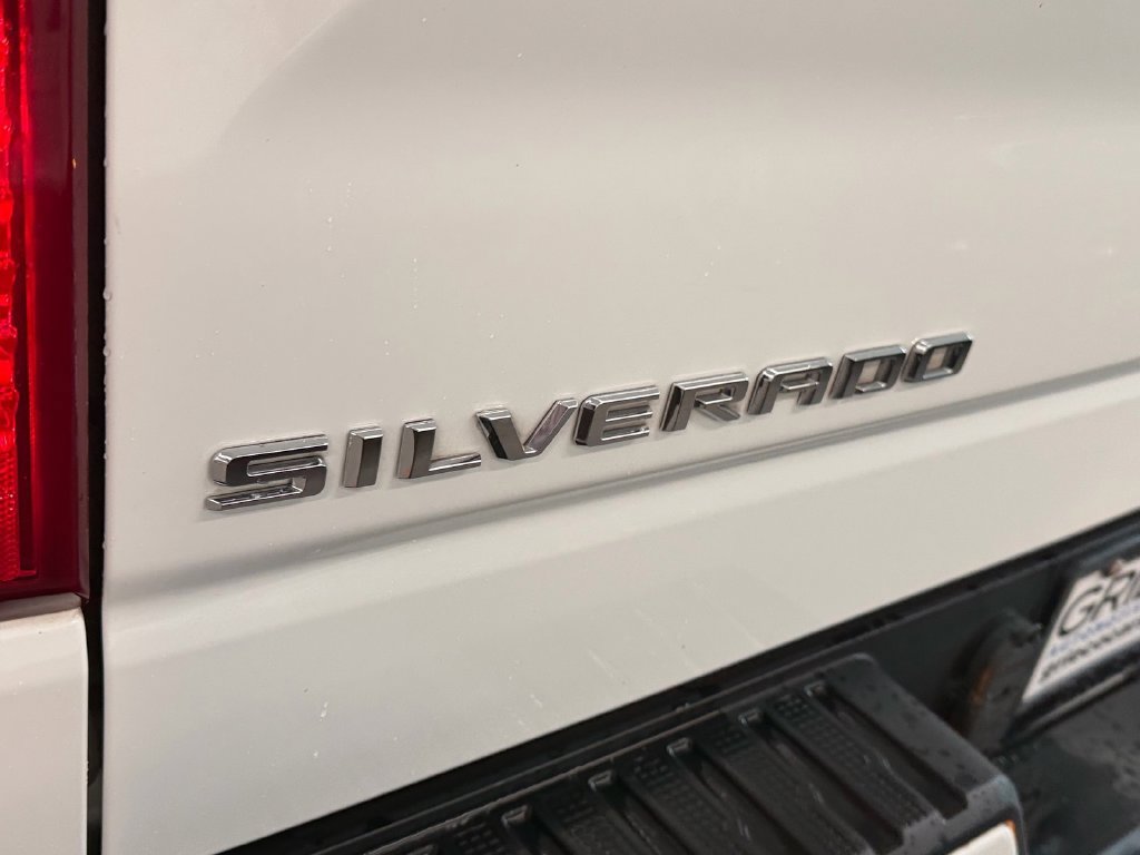 Used 2024 Chevrolet Silverado 1500 Custom RWD image 15