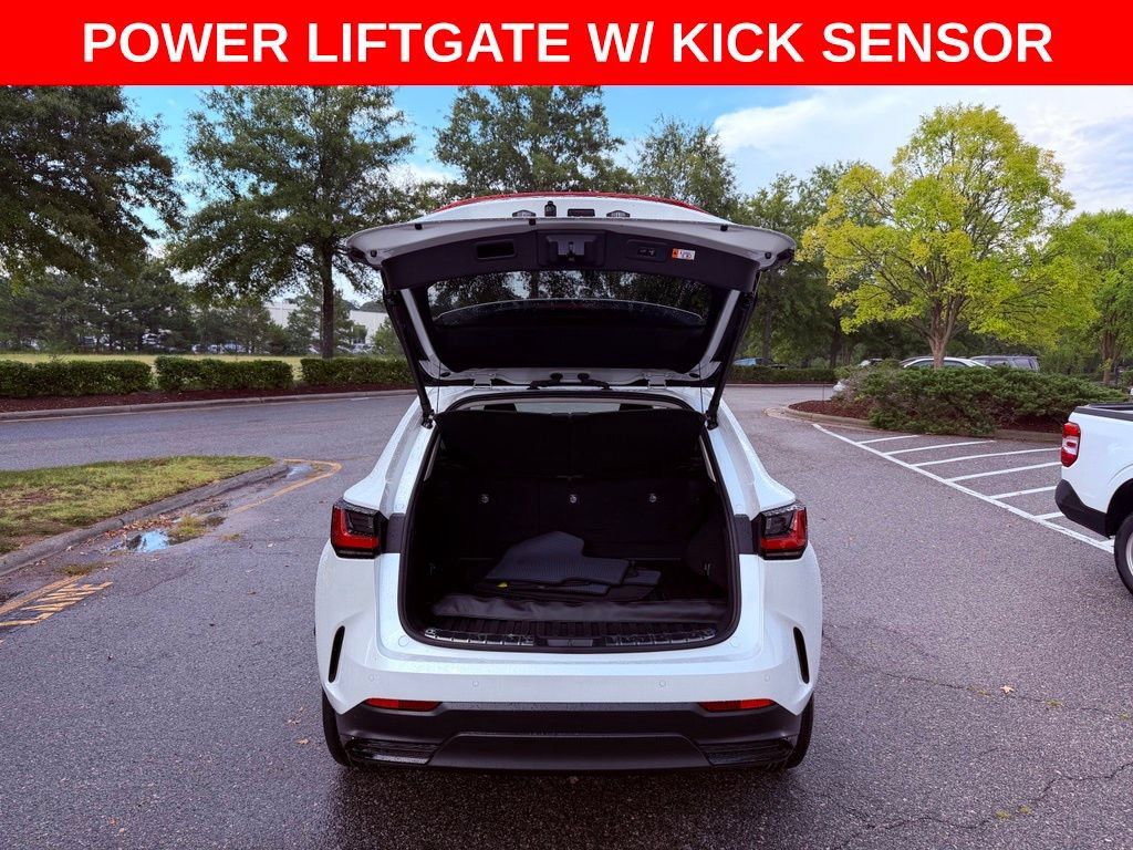 Certified 2025 Lexus NX 250 FWD w/ Accessory Package (2T) image 7