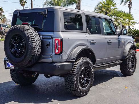Certified 2021 Ford Bronco Wildtrak image 4