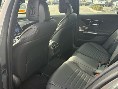 Used 2023 Mercedes-Benz C 300 4MATIC Sedan image 12