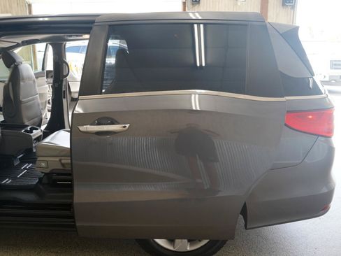 Used 2019 Honda Odyssey EX-L image 32