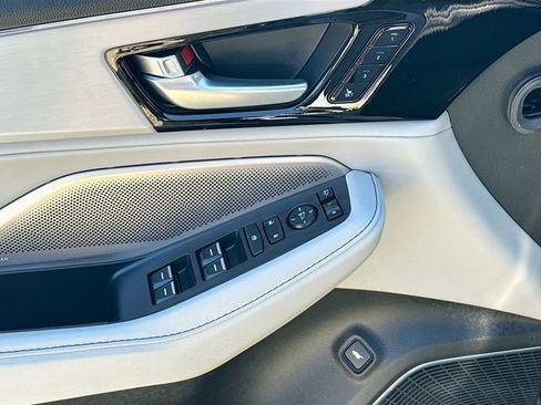 Used 2025 Acura MDX w/ Technology Package AWD/4WD image 20