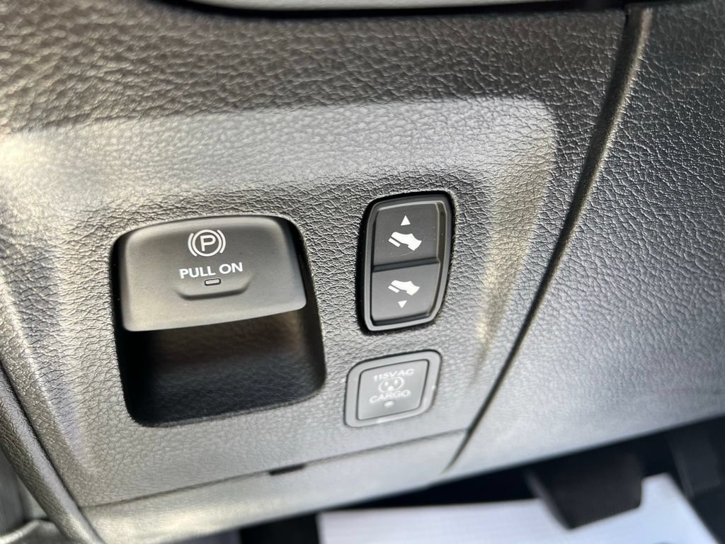 Used 2025 RAM 1500 Limited w/ Trailer Tow Group AWD/4WD image 44