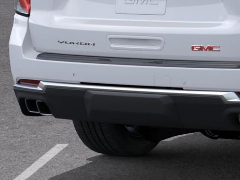New 2026 GMC Yukon XL Denali image 16