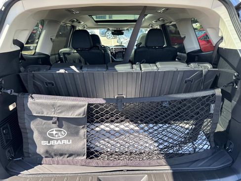 Used 2025 Subaru Ascent Touring image 9