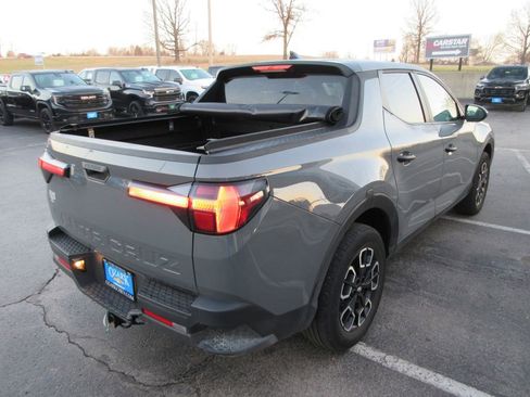 Used 2024 Hyundai Santa Cruz SE image 5