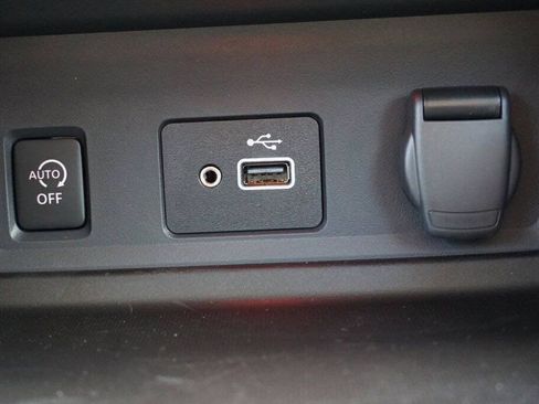 New 2025 Nissan Sentra S image 13