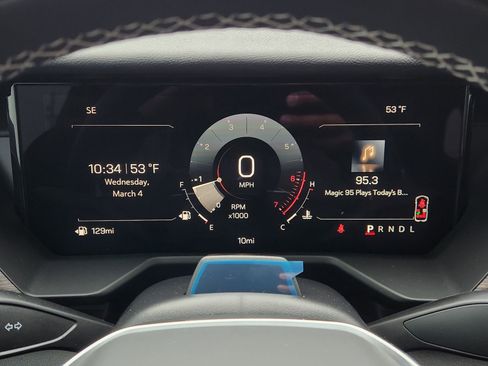 New 2026 GMC Acadia Denali w/ Super Cruise Package image 19