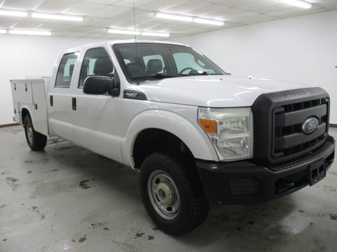Used 2016 Ford F250 XL image 1