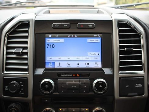 Used 2016 Ford F150 Lariat w/ Equipment Group 502A Luxury AWD/4WD image 27