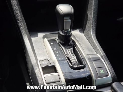 Used 2016 Honda Civic Touring image 12