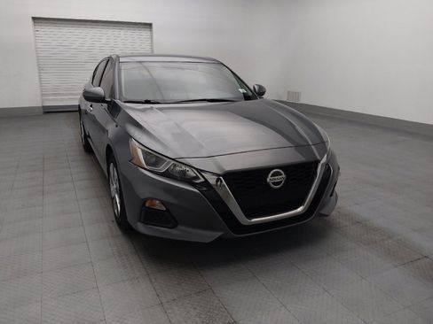 Used 2020 Nissan Altima 2.5 S FWD image 14