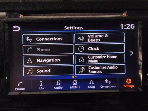 Used 2018 Nissan Rogue SV w/ Premium Package FWD image 25