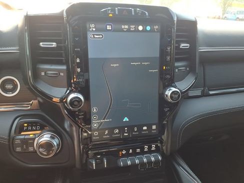 Used 2022 RAM 1500 Limited AWD/4WD image 13